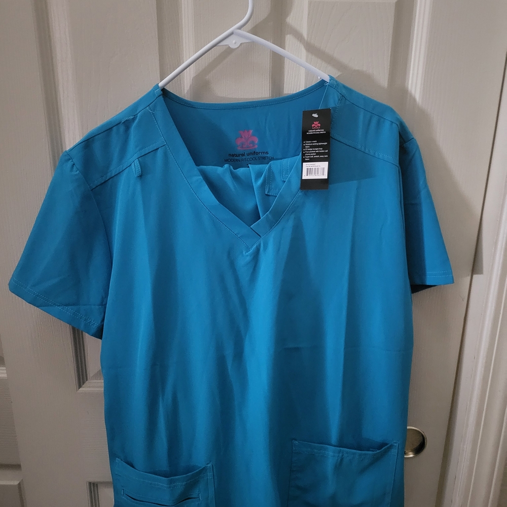 Natural uniforms Women's Blue Scrub Set